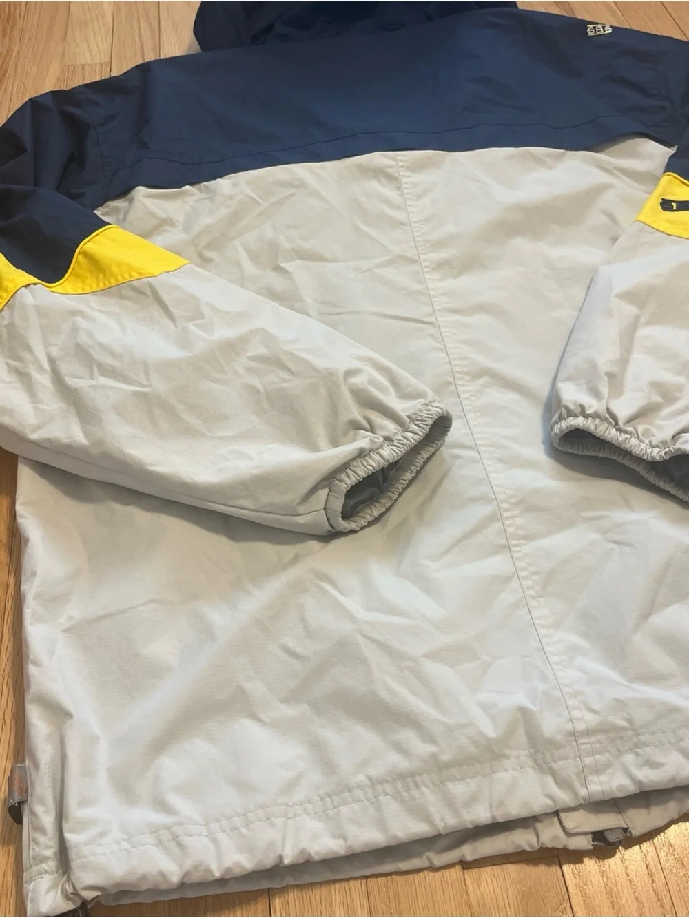 Vintage 686 Jacket Uni-Sex Snowboarding Jacket Size XL Mint Condition